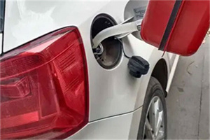 元宝24小时救援车收费标准